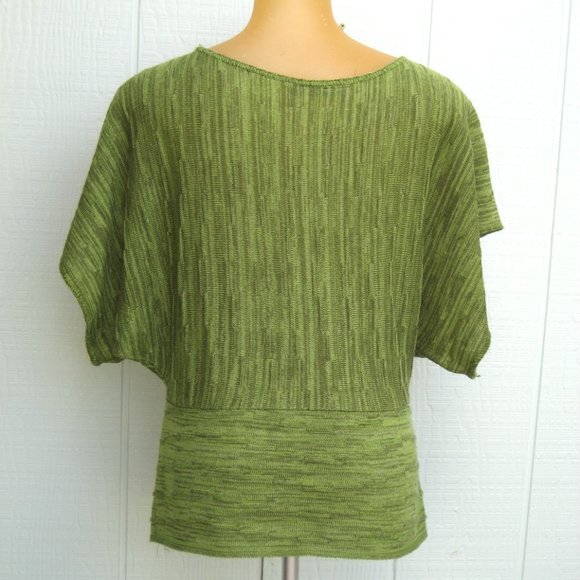 Lightweight knit tunic top - Picture 3 of 4
